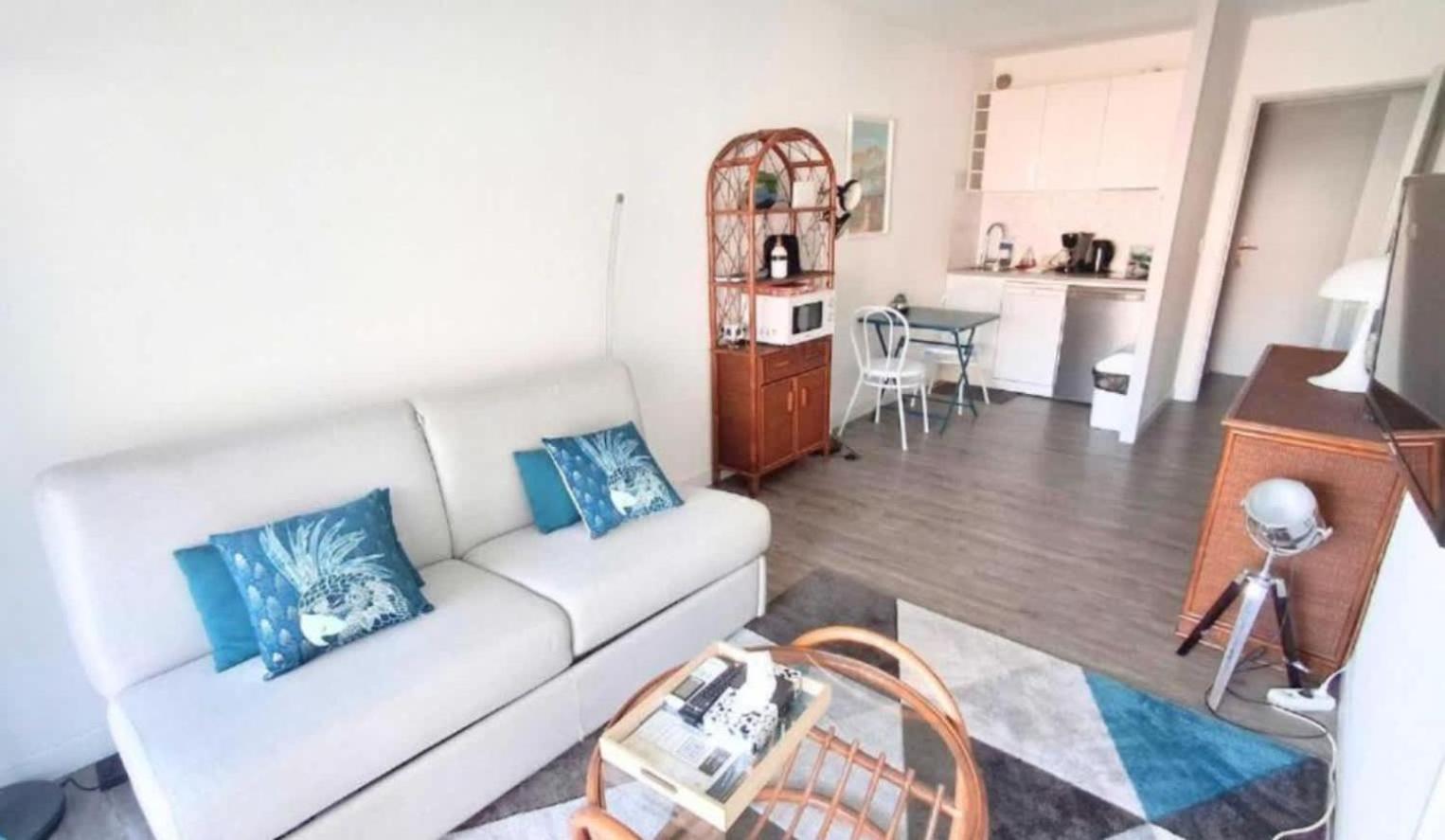 L'ilot Avec Balcon, Mignon Et Charmant, Un Havre De Paix Au Coeur Du Centre-ville Appartement Cannes
